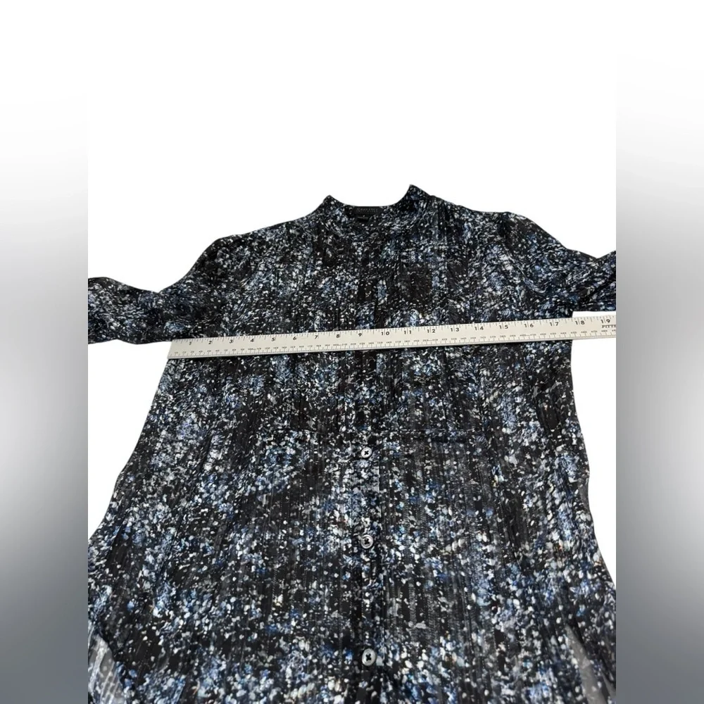 Carlisle Metallic Button Down Blouse Size 2
